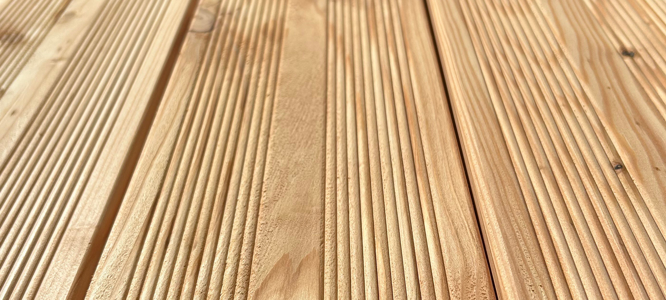 Elarch decking.jpg